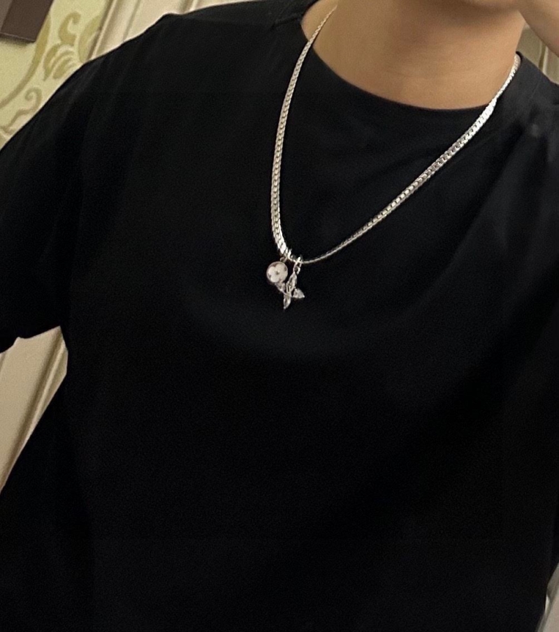 LV Necklaces